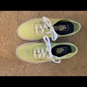 Women’s Vans classic sneakers